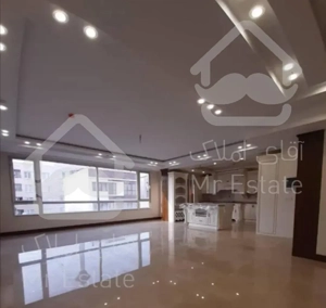 ۱۲۱ متر /عادل زرین