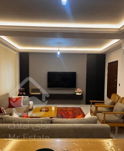 ۷۴ متر کلا دو واحد راه مشترک طبقه اول دو پارکینگ