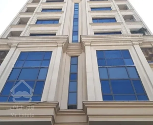 ۱۵۳متر نیاوران /غرق در نور/دلباز