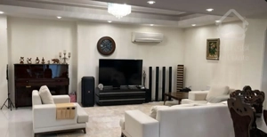 فروش آپارتمان ۱۹۲ متری در پیروزی