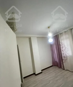 اپارتمان 80 متری واقع در چهاردیواری