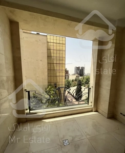 گلستان شمالی ۲۵۵ متر تراس دار