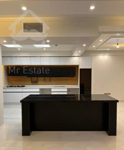 آپارتمان ۱۷۵ متری نوساز دروازه شمیران