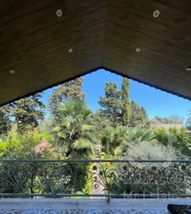 ۴۰۰ متر ویلا دوبلکس/استخر سرپوشیده/حیاط مشجر