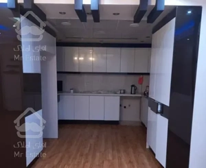 اجاره  واحد۱۲۰ متر فول امکانات میدان دریاچه