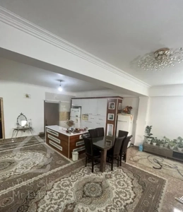 فروش خانه ویلایی دو طبقه و مغازه