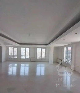 آپارتمان ۱۳۷متری ۳خواب/دربند/فول امکانات/فروش فوری