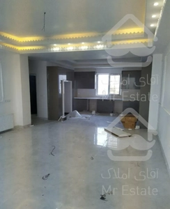 فروش واحد ۱۳۰ متری فول امکانات