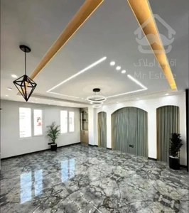 ۷۵ متر/نوساز کلید نخورده/چهار باغ