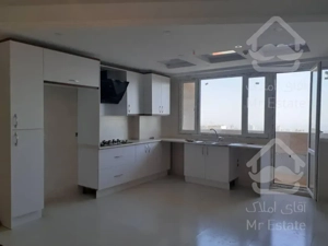 ۲۰۰ متر کلنگی/۱۷ متر تجاری /سنددار/زیبادشت/المپیک