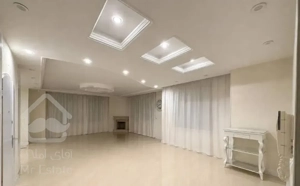 ۱۳۵مـتری سه خوابه تکـواحدی ابتدای صیاد شـیرازی