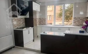 آپارتمان ۸۰ متری ۲ خوابه فلکه چهارم با پارکینگ