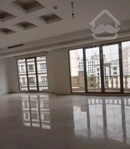 زعفرانیه آپارتمان ۲۲۰ متری۲ پارکینگ تراس کاربردی