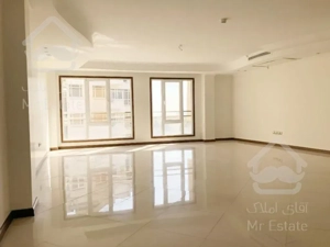 فروش240متر کلید نخورده. 15متر تراس. دو پارکینگ. مشاعات آبی. نیاوران