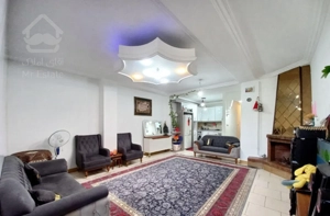 فروش واحد ۹۲ متری ۶ واحدی طبقه دوم ( مرکز شهر )