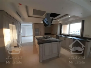 خرید آپارتمان 220 متری فرمانیه ثروتی