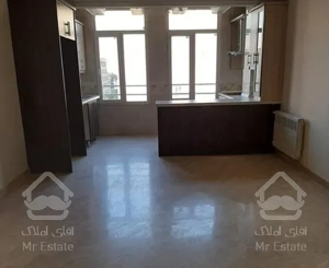 ۶۰متر،روبه کوچه،،غرق در نور