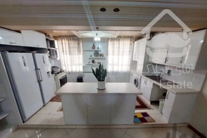 آپارتمان۱۱۱متری/پارکینگ دار*دریای نور/عمارت