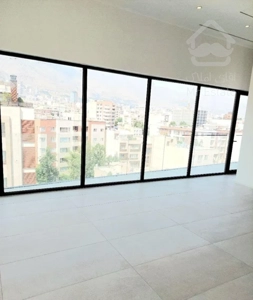 135 متر/ نقلی ولی فول مشاعات / غرق نور