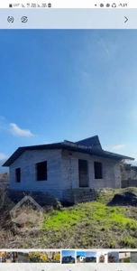 یک ویلا نیمه کاره ویک ساختمان تجاری مسکونی