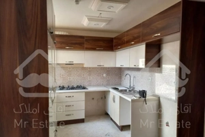 ۸۰ متر نوساز اشرفی اصفهانی باهنر