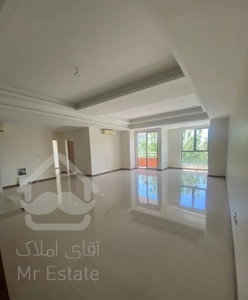 ۱۵۰متر/۳خواب/فول/خوش نقشه/سالن پرده خور