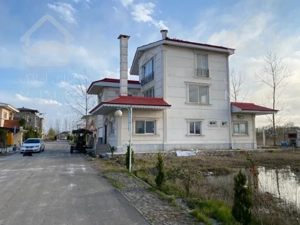 ویلا لاکچری بام تهرانی