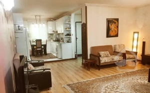 آپارتمان ۱۰۷ متر / دو خواب / بازسازی شده