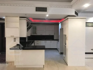 اجاره آپارتمان ۱۷۵ متر سه خواب فرمانیه