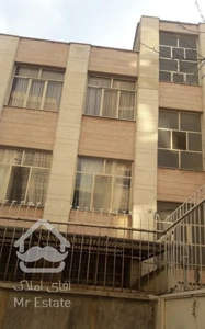 ۲ عدد خانه حیاط دار چسبیده به هم