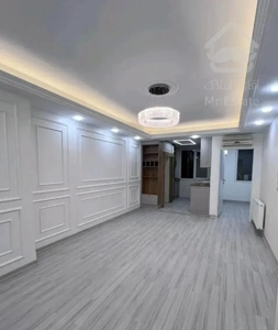 ۴۵متر سالن بدون پرتی پارکینگ سندی ۶واحدی سنددار