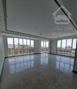 آپارتمان۱۳۷متر۳خ/تکواحد/قاب میدان/املاک کویر