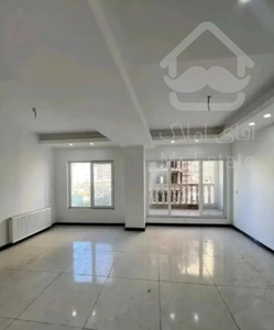 واحد ۱۱۰ متری در بلوار دریا