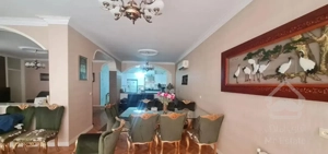 آپارتمان۲۰۰متری/محله ایران/خ قائن/۱۱۰مترقدرالسهم