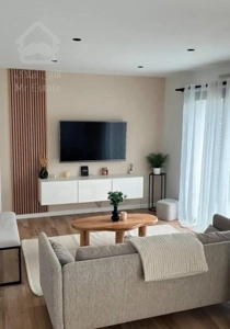 110متر آپارتمان باز سازی شده شیک