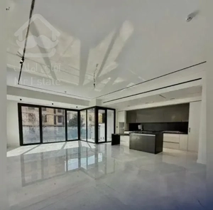 ۱۳۵ متری سه خوابه/دو ساله/ پونک/سالن پرده خور