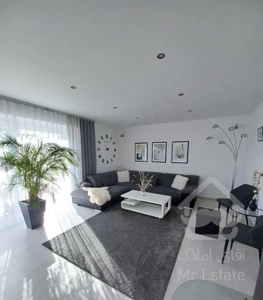 ۸۷ متر / دو طرف نورگیر‌ (فایل اختصاصی) نوسازی شده