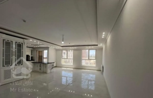 پیش فروش/۱۶۰ متری/سه خواب/تحویل فوری