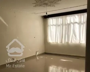 آپارتمان ۱۰۰ متر اسدالهی تک واحدی بازسازی شده