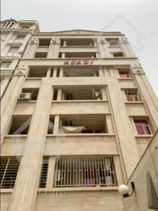 105 متری / واحد جلو سالن رو به نما / اردیبهشت / vip