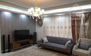 آپارتمان ۶۰ متری سالن پرده خور (۲ سال ساخت)