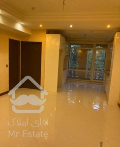 ۷۷ متر شیک خوش نقشه  روبه خیابان