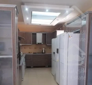 آپارتمان100متری دلباز/تاپ لوکیشن گلریزان