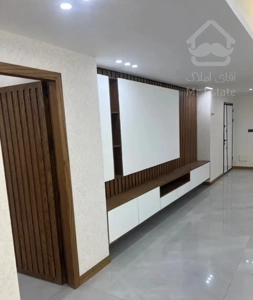اپارتمان 180متر/کلید نخورده/تاپ لوکیشن خانه اصفهان