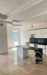 ۱۷۰متری/۳خواب/طبقه اول/نوساز              کلارآباد