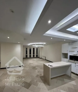 ۱۱۴ متر ۲ خوابه فول سالن پرده خور رو به آفتاب