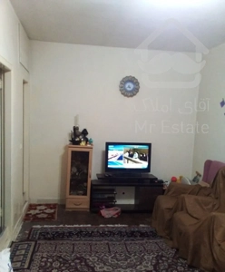 فروش آپارتمان  ۱ خوابه طبقه ۳ در امام حسین(ع)