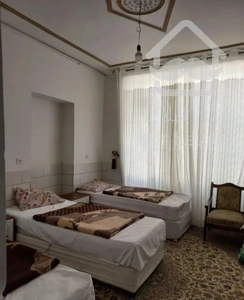 سوئیت همکف  تمیز،مستقل ،فقط خانوادگی