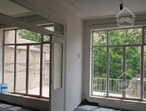 رهن /اجاره ویلایی ۲۵۰ متری موقعیت خیابان امام رضا