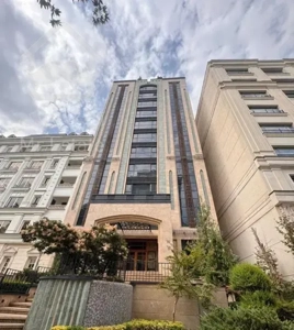 ۲۳۳ متر ۳ خواب شرق باغ سفارت آلمان